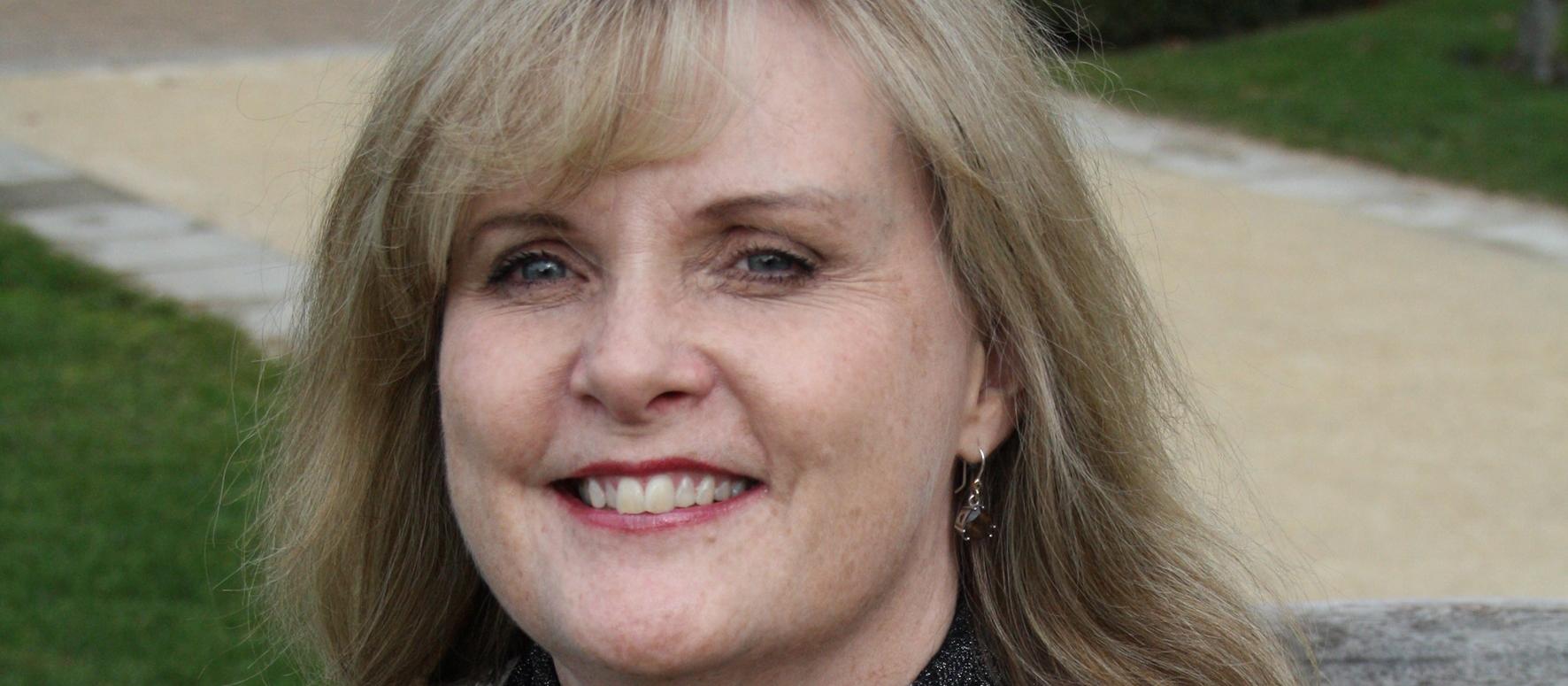 Carolyn Gullery 