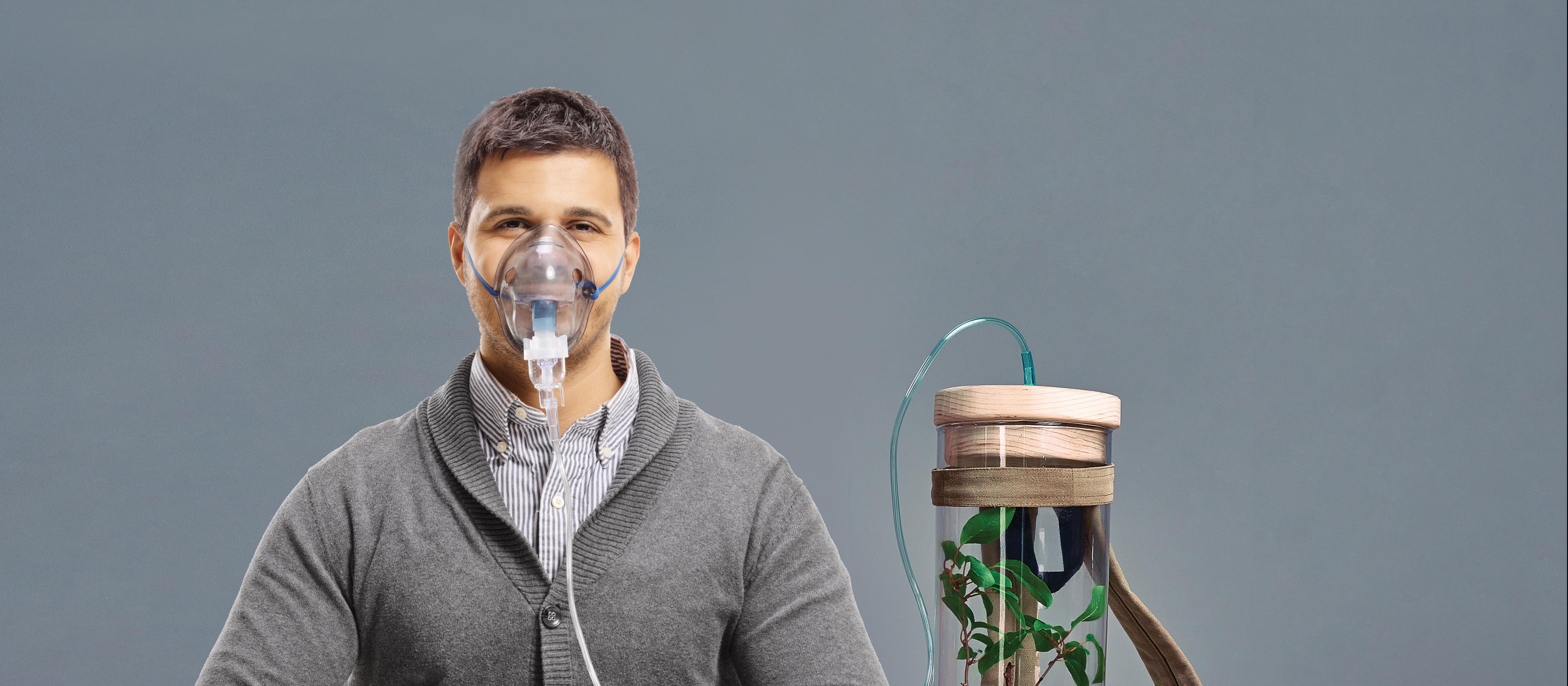 Breathing mask clean air