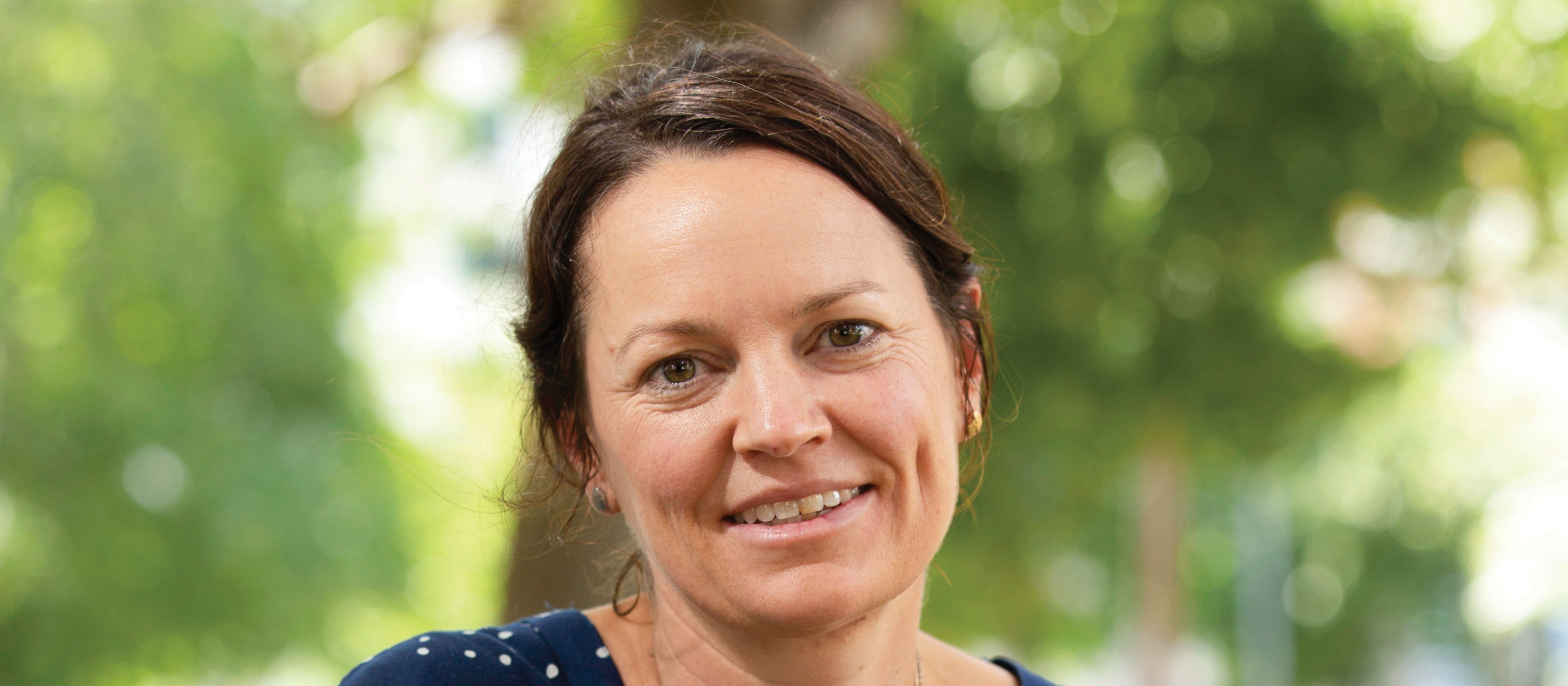  Kelly Burrowes