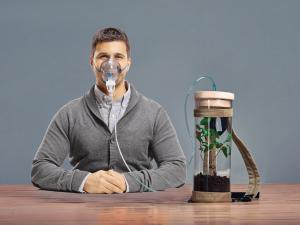 Breathing mask clean air