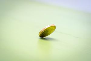 Spin coin toss