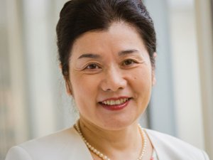 Virologist Sue Huang