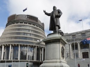 Dick Seddon statue at Parliament