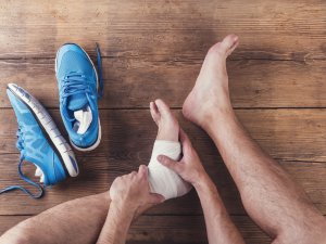 Injured ankle_running shoes