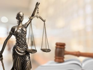 law_lady_justice_scales