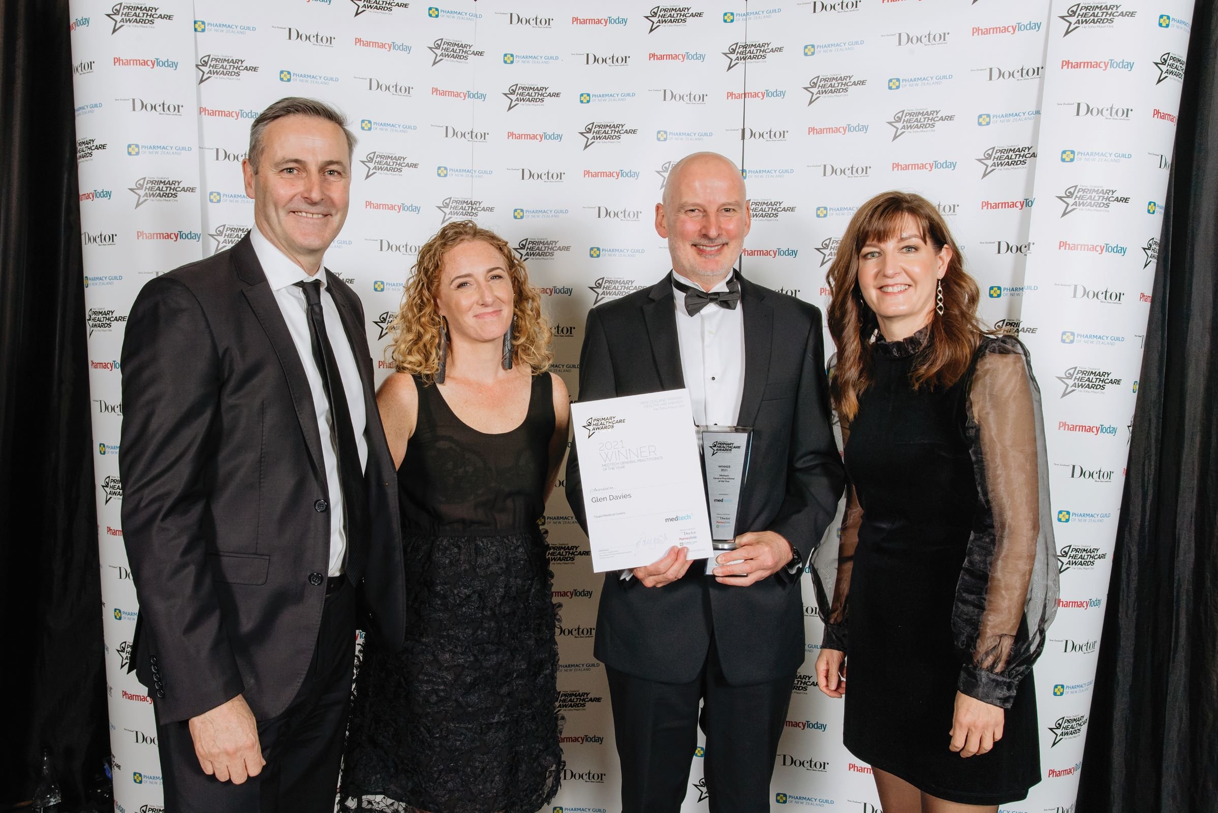 Jeremy van de Klundert, Medtech Global, Charlotte Perry, Glen Davies and Belinda Rowles at the NZPHA